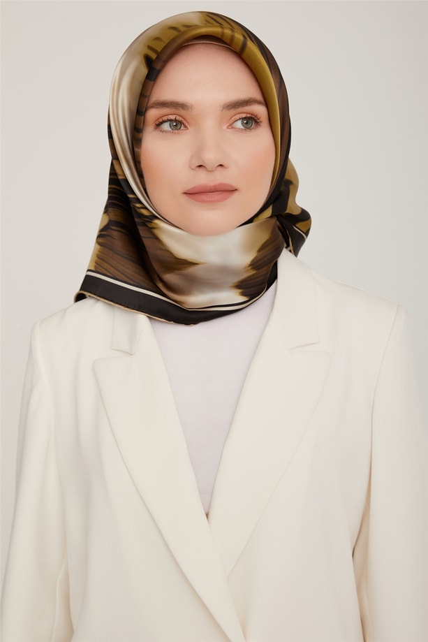 Armine Sura İpek Eşarp 22Ka8814 32