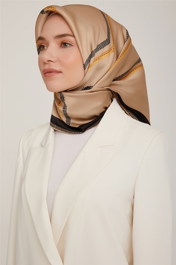 Armine Sura İpek Eşarp 22Ka8833 50