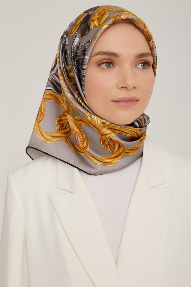 Armine Sura İpek Eşarp 22Ka8842 02