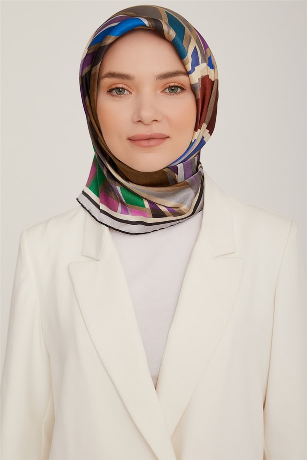 Armine Sura İpek Eşarp 22Ka8843 34