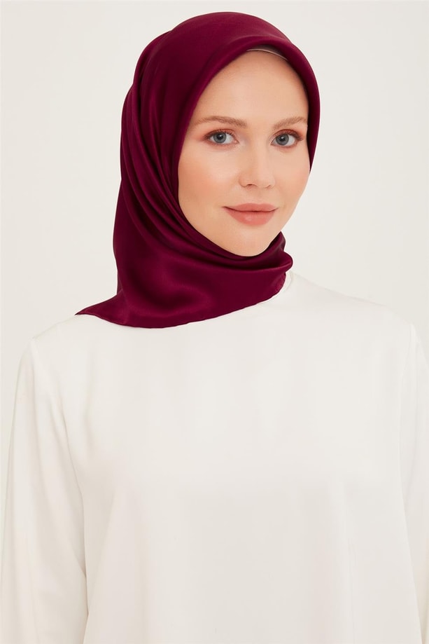 Armine Sura Eşarp 22Ya0010 131 03