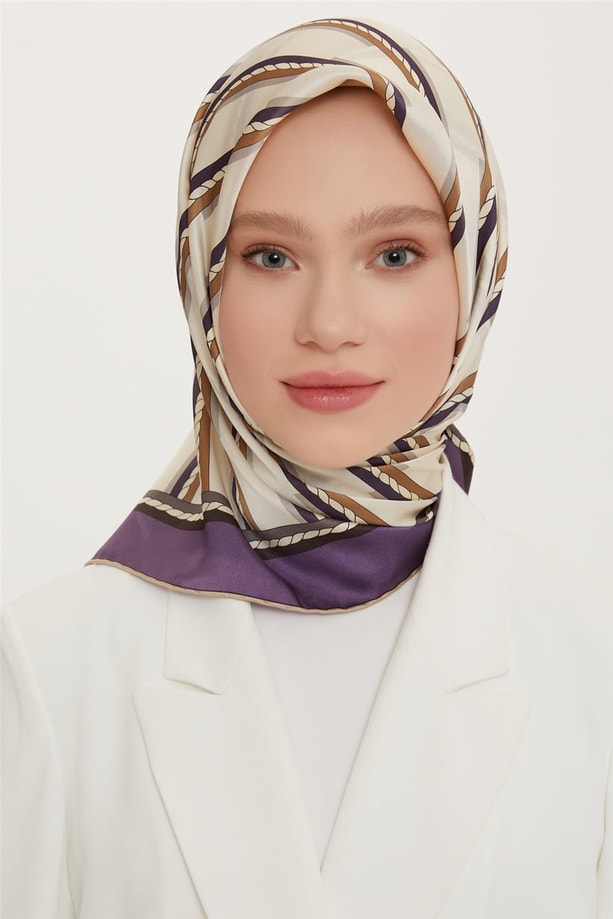 Armine Sura İpek Eşarp 22Ya8719 05
