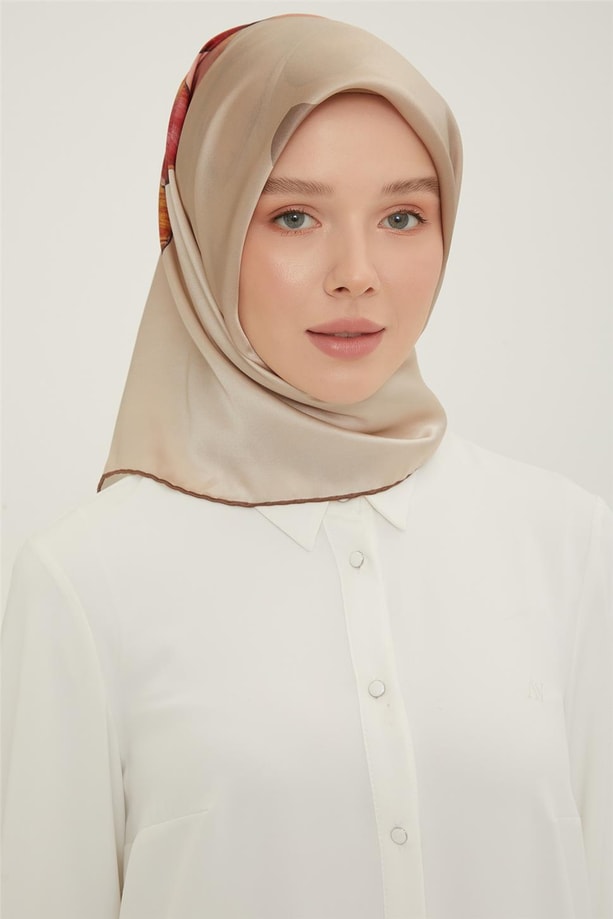Armine Sura İpek Eşarp 22Ya8737 07