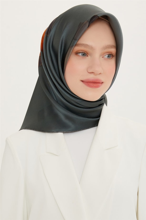Armine Sura İpek Eşarp 22Ya8737 08