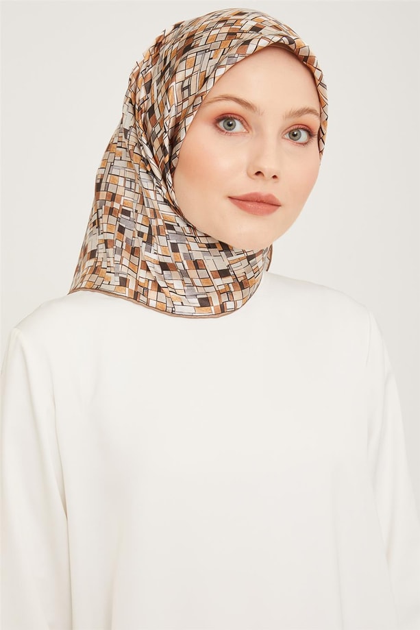 Armine Sura İpek Eşarp 23Ka9004 03