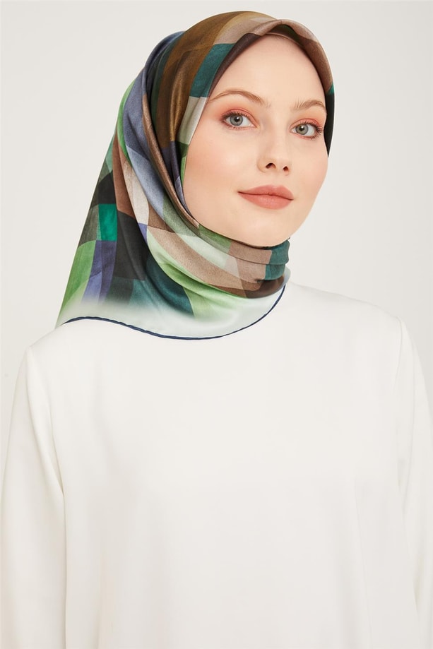 Armine Sura İpek Eşarp 23Ka9024 37