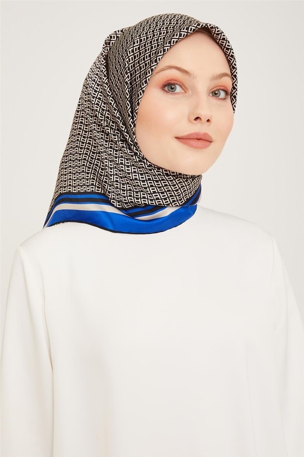Armine Sura İpek Eşarp 23Ka9026 38