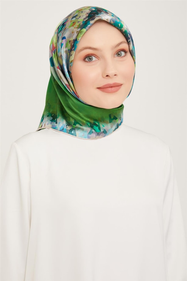 Armine Sura İpek Eşarp 23Ka9043 54