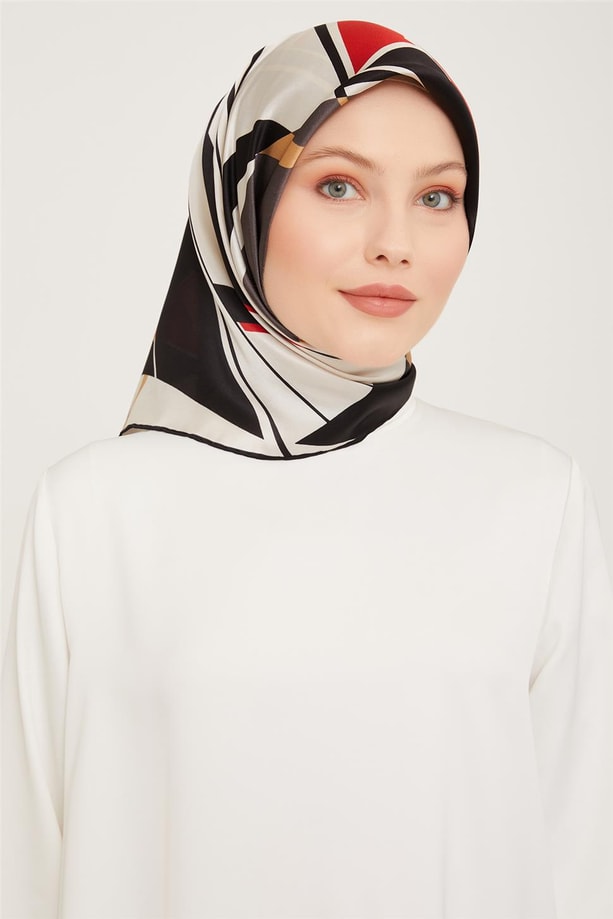 Armine Sura İpek Eşarp 23Ka9050 01