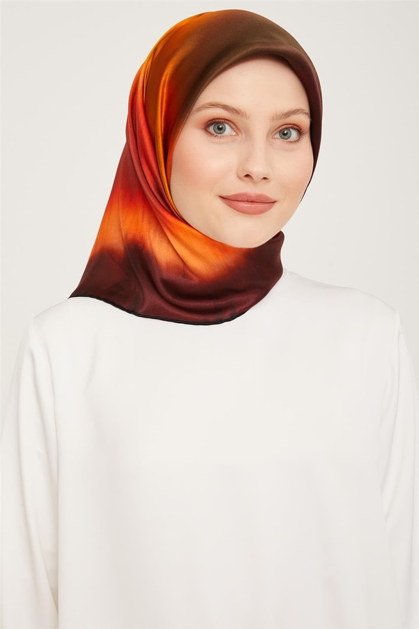 Armine Sura İpek Eşarp 23Ka9051 31 06