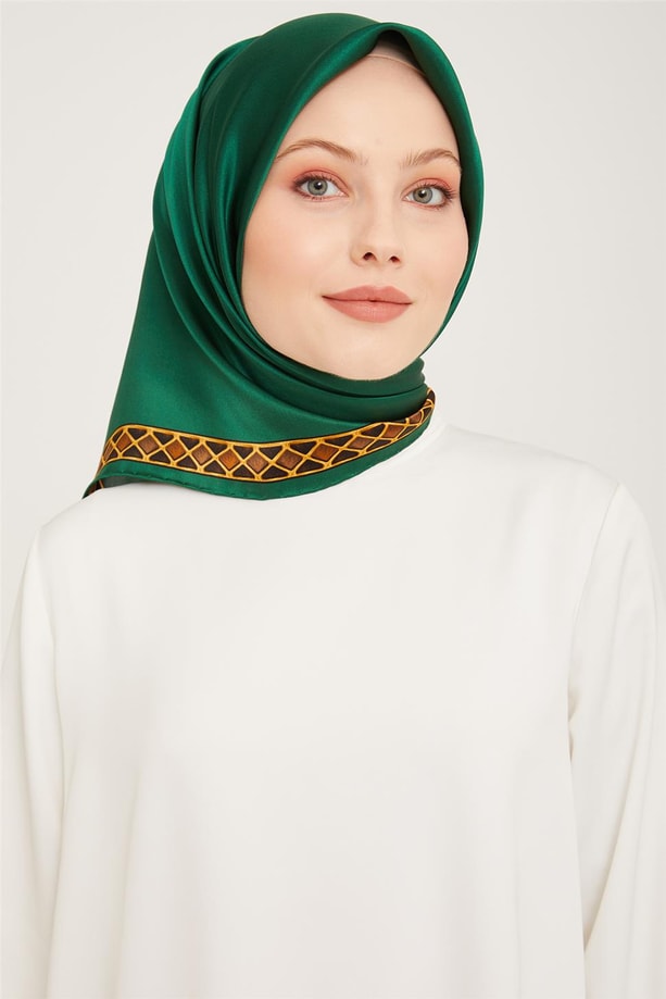 Armine Sura İpek Eşarp 23Ka9057 55