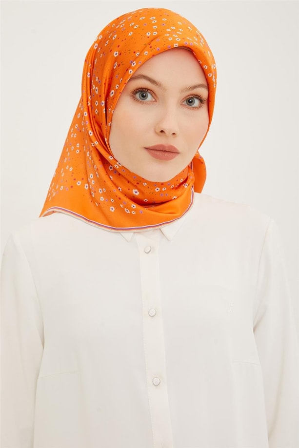 Armine Sura İpek Eşarp 23Ya8900 4 04