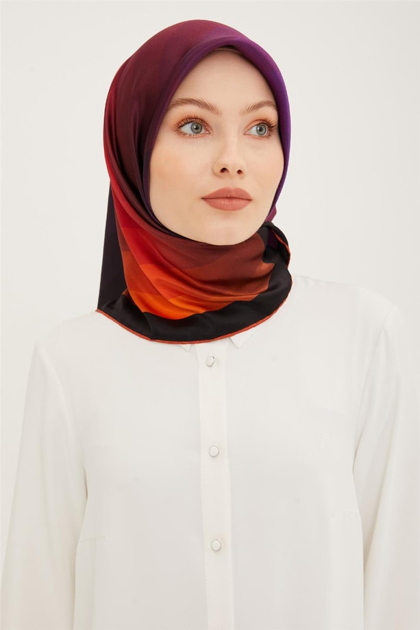 Armine Sura İpek Eşarp 23Ya8904 05