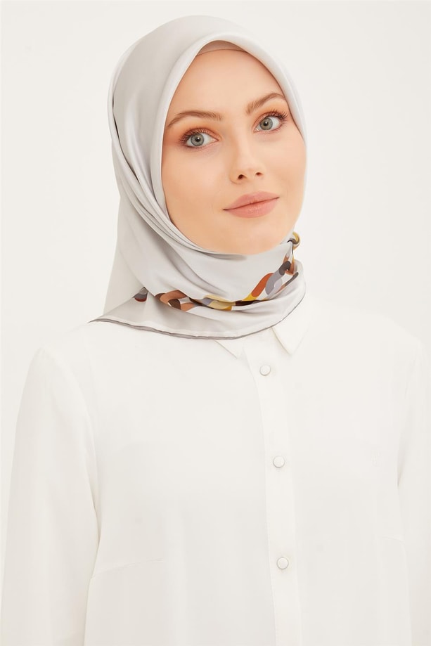 Armine Sura İpek Eşarp 23Ya8908 31