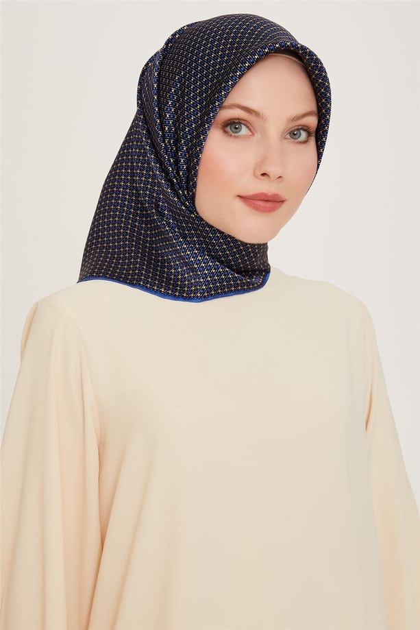 Armine Klasik Desenli Twill Saf İpek Eşarp 9210D 80 80