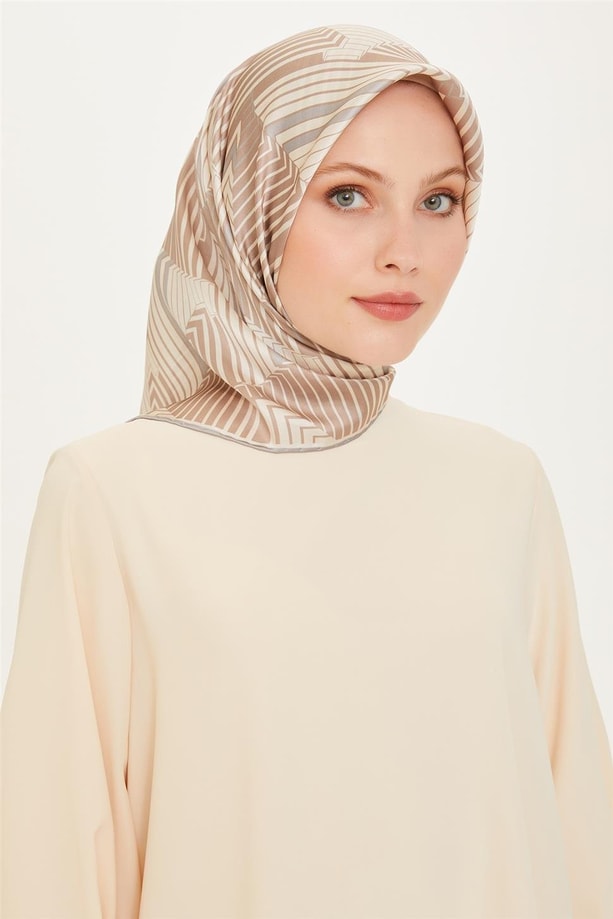 Armine Geometrik Desenli Twill Saf İpek Eşarp 9218D 83 83