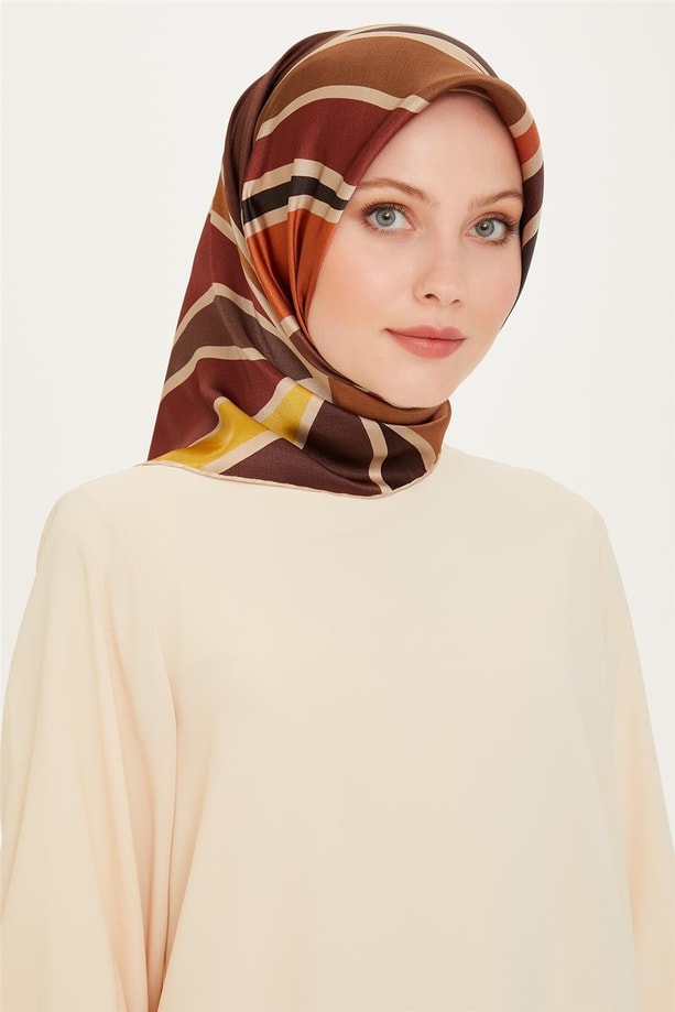 Armine Geometrik Desenli Twill Saf İpek Eşarp 9232D 34