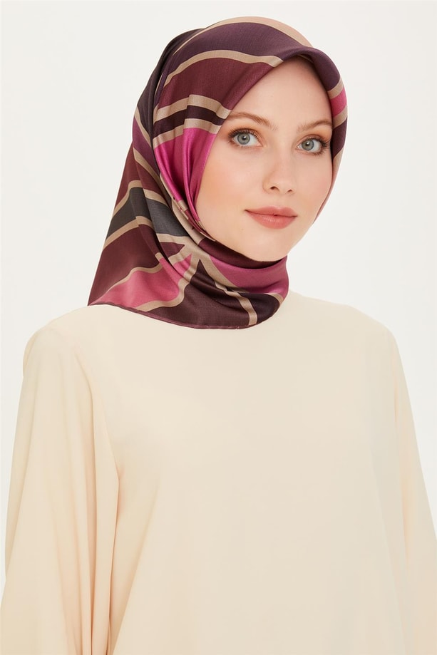 Armine Geometrik Desenli Twill Saf İpek Eşarp 9232D 36
