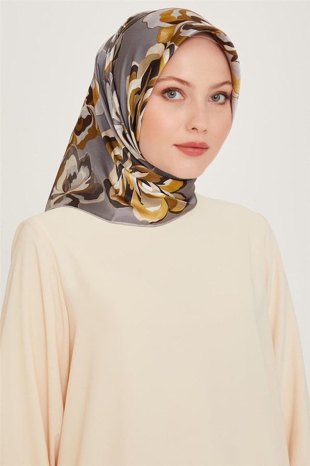 Armine Çiçek Desenli Sura Saf İpek Eşarp 9234D 01 32