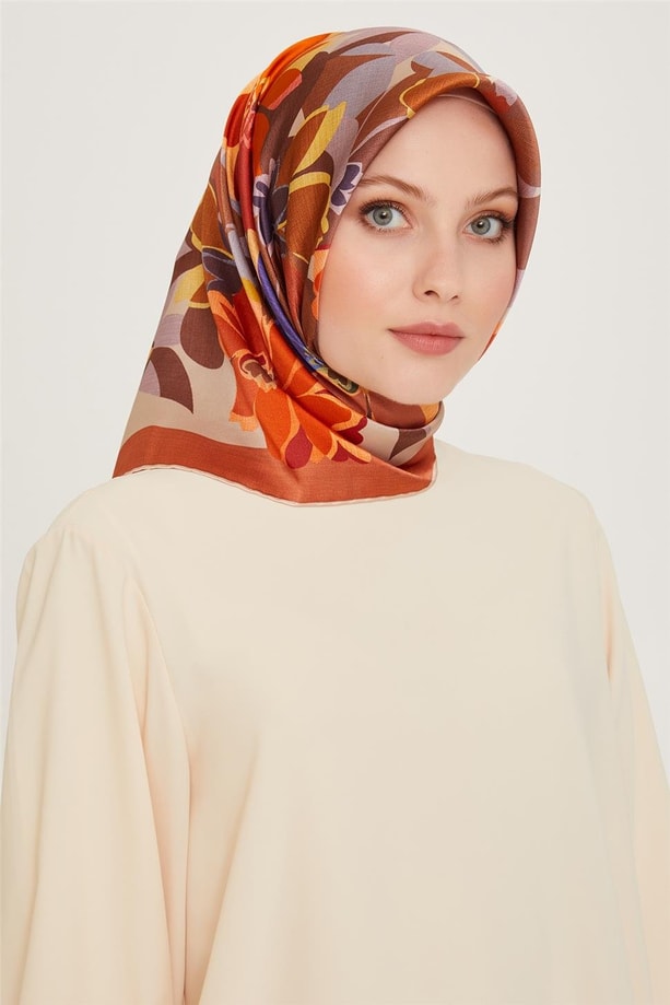 Armine Çiçek Desenli Sura Saf İpek Eşarp 9238D 32