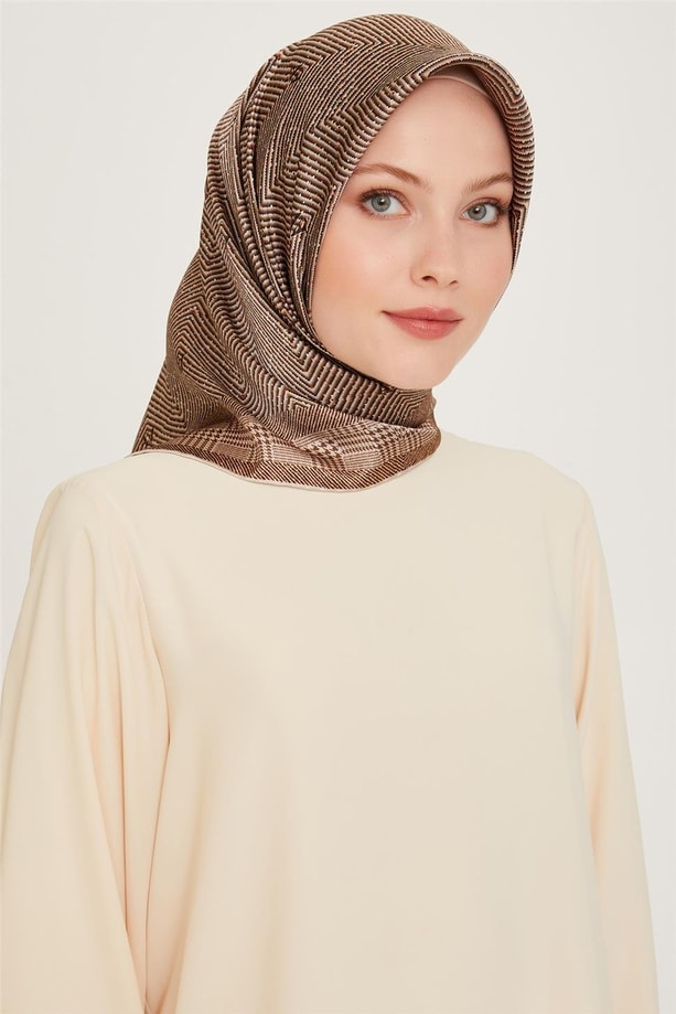 Armine Klasik Desenli Sura Saf İpek Eşarp 9252D 80
