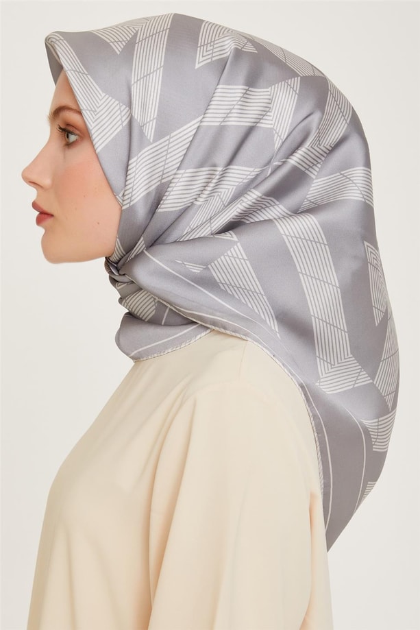 Armine Sura Saf İpek Eşarp 9255 80 85