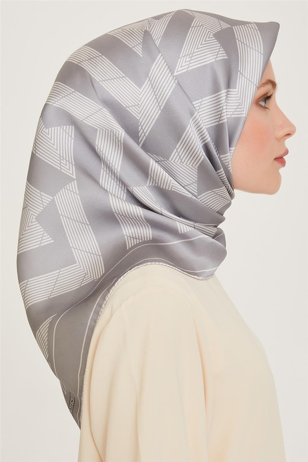 Armine Sura Saf İpek Eşarp 9255 80 85