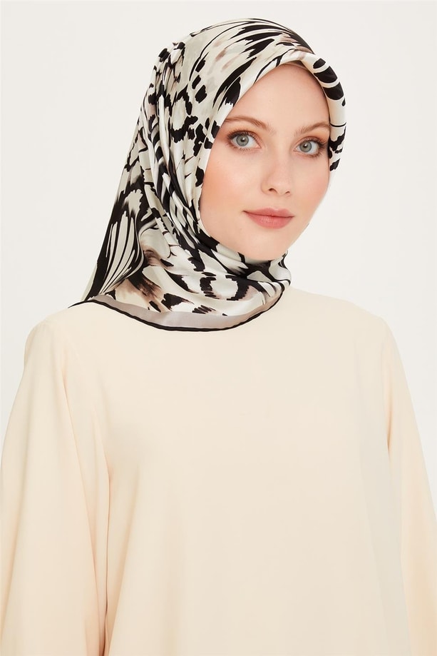 Armine Obje Desenli Twill Saf İpek Eşarp 9256D 09