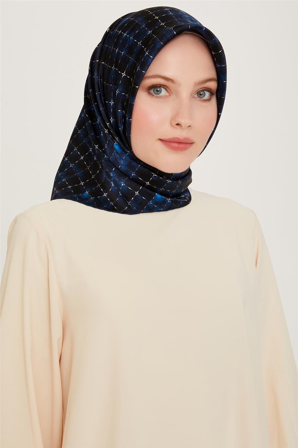 Armine Soyut Desenli Sura Saf İpek Eşarp 9259D 01