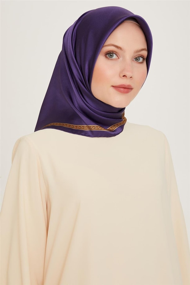 Armine Klasik Desenli Sura Saf İpek Eşarp 9261D 07 32