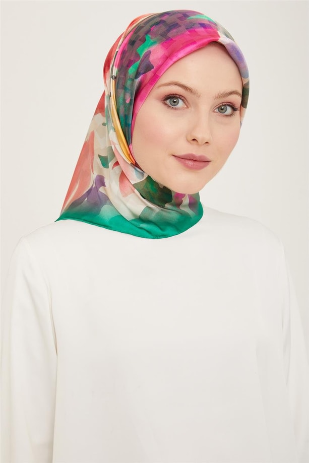 Armine Çiçek Desenli Twill İpek Eşarp 24Ya9103 81 81
