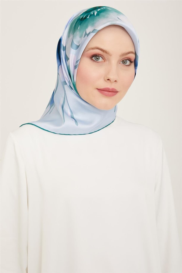 Armine Çiçek Desenli Twill İpek Eşarp 24Ya9105 32 04