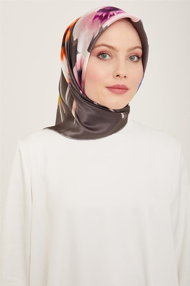 Armine Çiçek Desenli Twill İpek Eşarp 24Ya9105 32 51