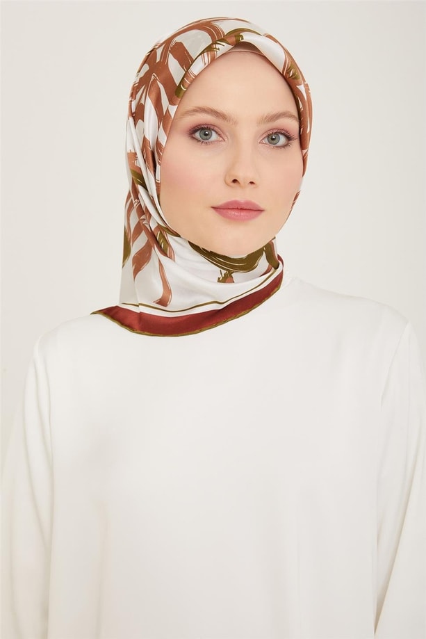 Armine Çiçek Desenli Twill İpek Eşarp 24Ya9123 5 53