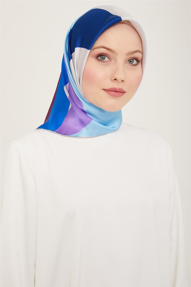 Armine Klasik Desenli Sura İpek Eşarp 24Ya9149 36 31