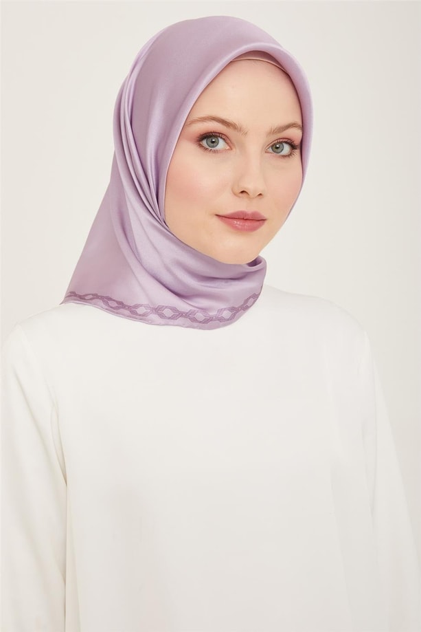Armine Klasik Desenli Twill İpek Eşarp 24Ya9154 53 35