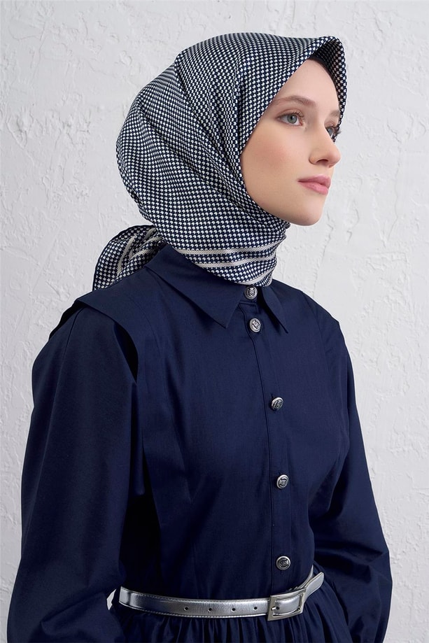 Armine Klasik Desenli Saf İpek Twill Eşarp 9404D 86