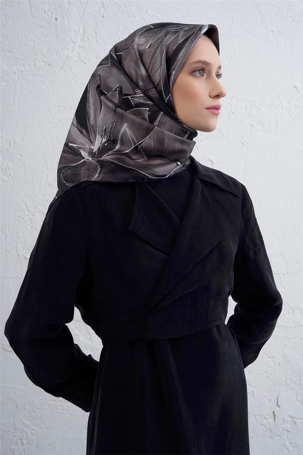 Armine Çiçek Desenli Saf İpek Twill Eşarp 9406D 59