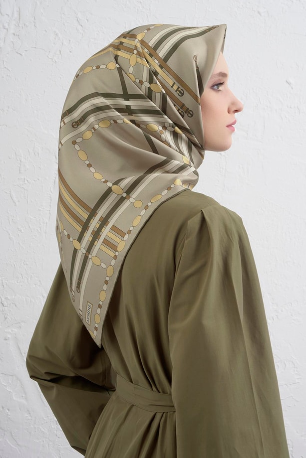 Armine Obje Desenli Saf İpek Twill Eşarp 9407D 32