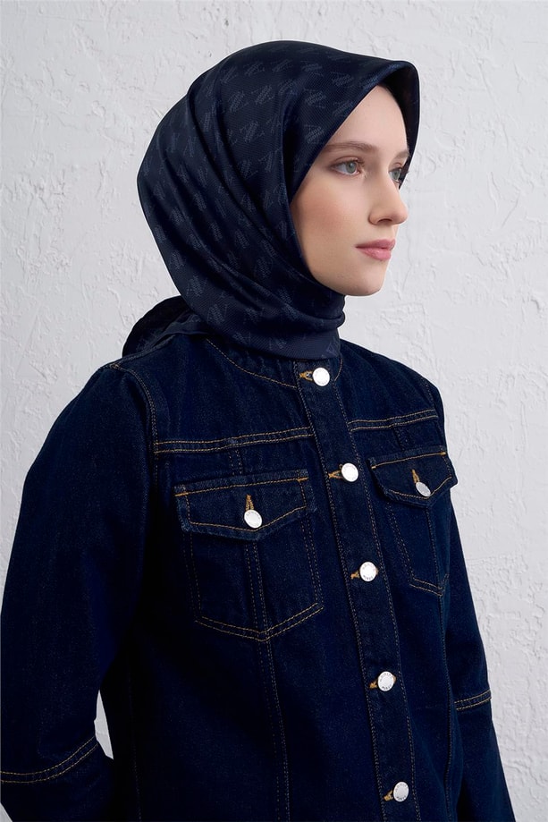 Armine Monogram Desenli Saf İpek Twill Eşarp 9412D 03