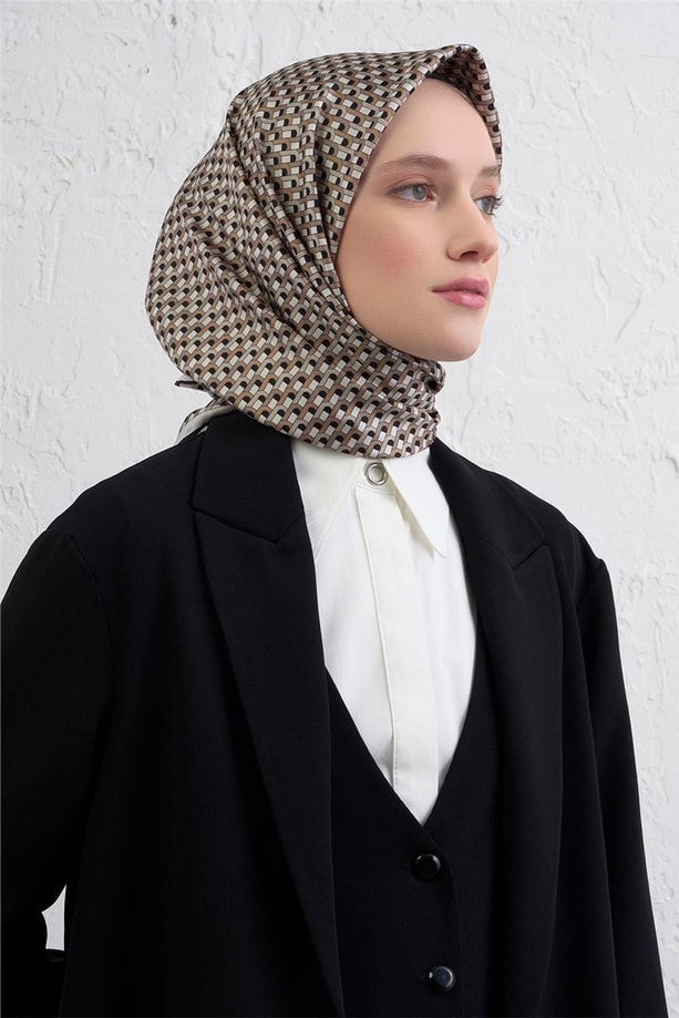Armine Geometrik Desenli Saf İpek Twill Eşarp 9417D 86