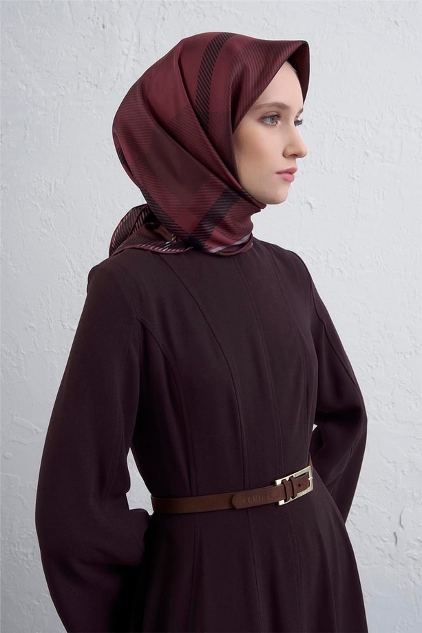 Armine Geometrik Desenli Saf İpek Twill Eşarp 9418D 53