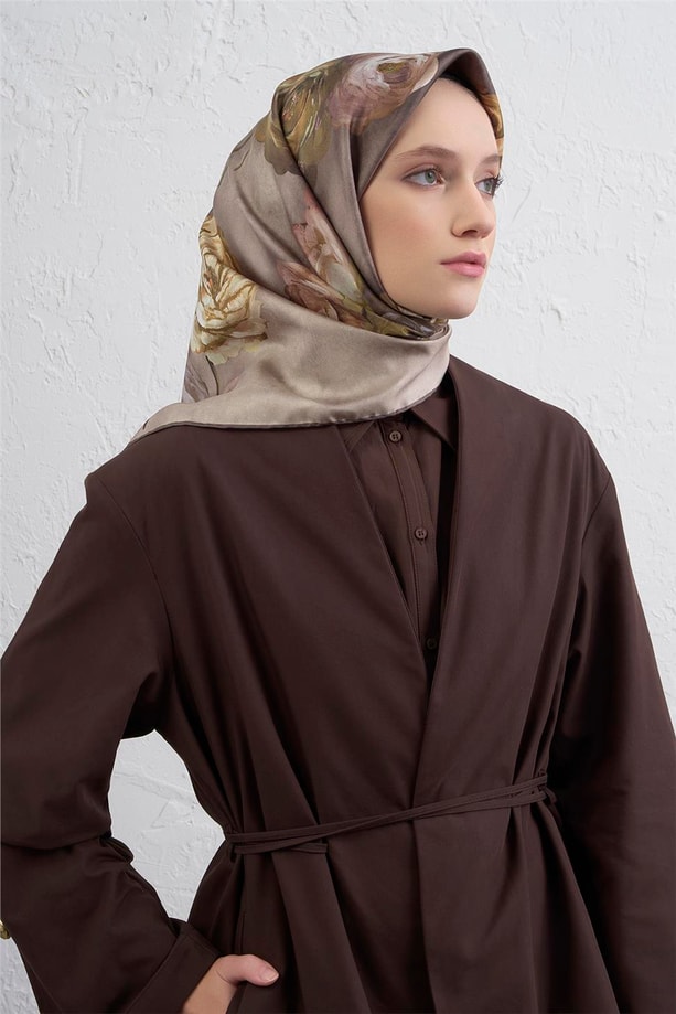 Armine Çiçek Desenli Saf İpek Twill Eşarp 9419D 35