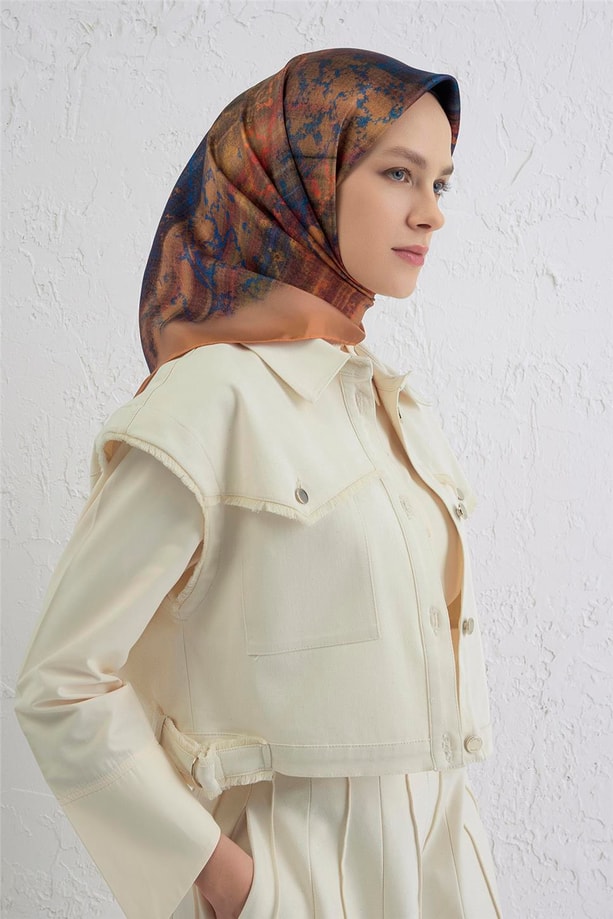 Armine Soyut Desenli Saf İpek Twill Eşarp 9420D 82