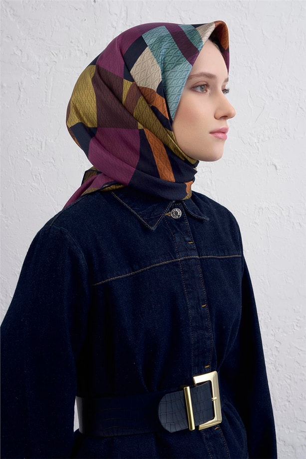 Armine Monogram Desenli Saf İpek Twill Eşarp 9429D 80