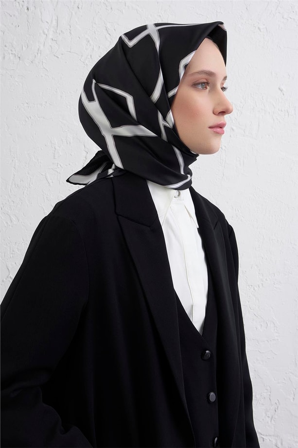 Armine Geometrik Desenli Saf İpek Twill Eşarp 9441D 05