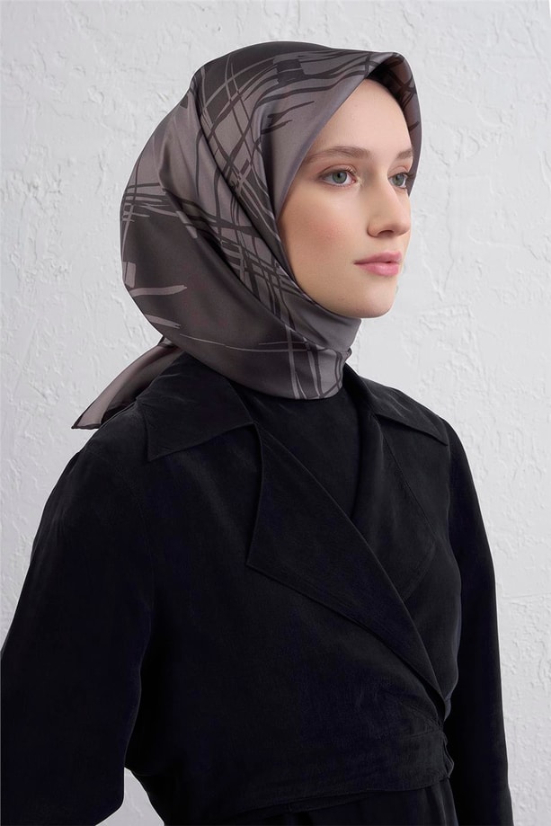 Armine Geometrik Desenli Saf İpek Twill Eşarp 9442D 33