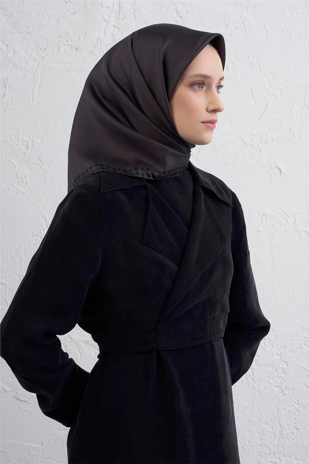 Armine Su Yolu Desenli Saf İpek Twill Eşarp 9443D 50