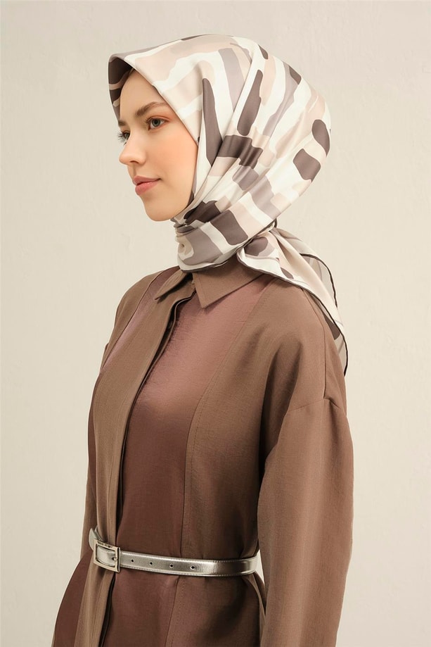 Armine Soyut Desenli Saf İpek Twill Eşarp 9303 82