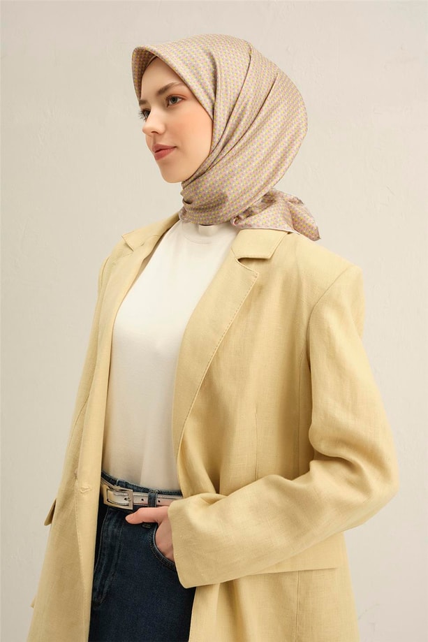 Armine Çiçek Desenli Saf İpek Twill Eşarp 9307 32